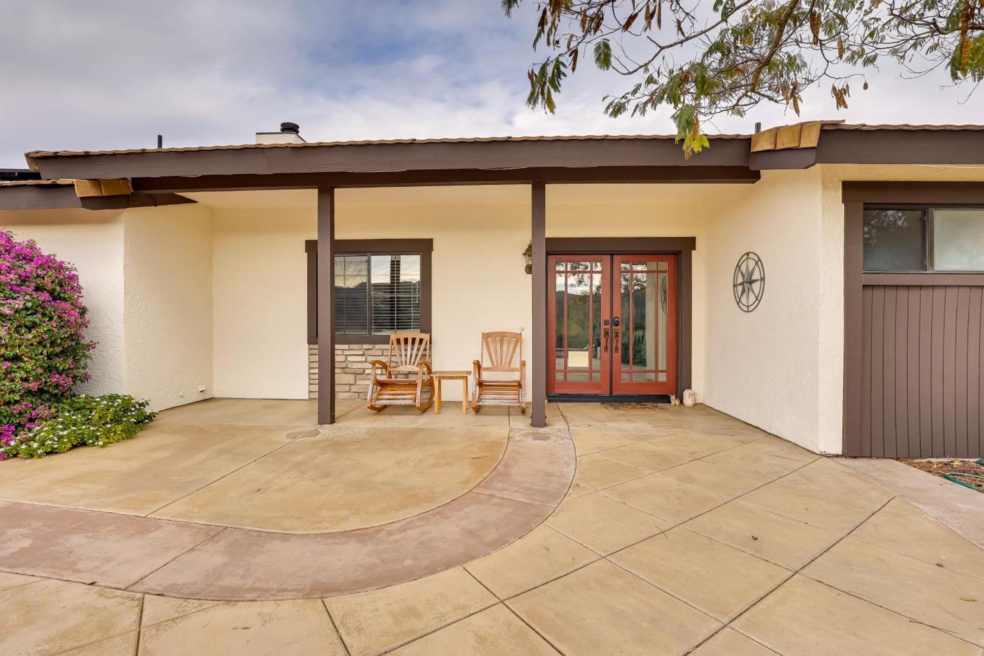 Pet-Friendly Temecula Home In Wine Country! Exterior photo